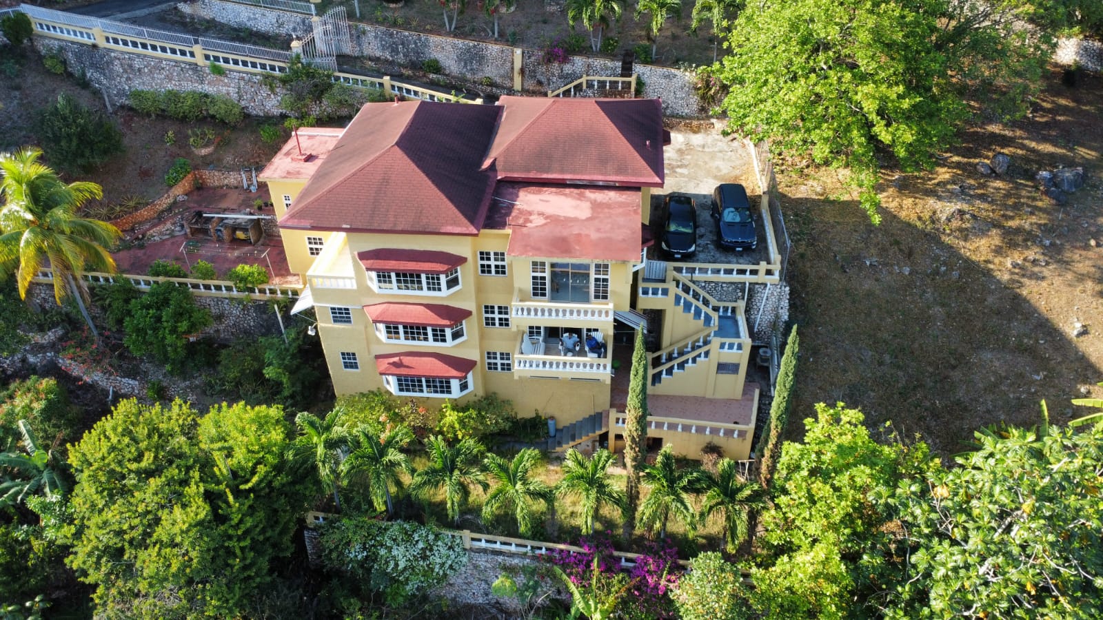 GramFam AirBnB in Jamaica